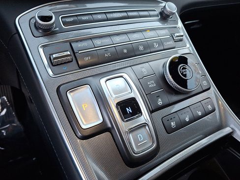 Certified 2023 Hyundai Santa Fe Calligraphy image 22