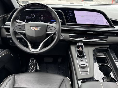Used 2022 Cadillac Escalade ESV Sport w/ Touring Package AWD/4WD image 2