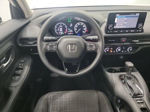 Certified 2025 Honda HR-V LX image 16