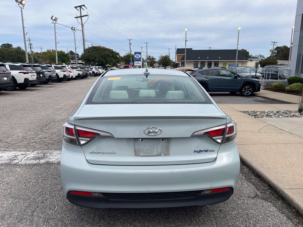 Used 2016 Hyundai Sonata SE FWD image 5