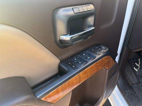 Used 2014 GMC Sierra 1500 SLT w/ Driver Alert Package image 18