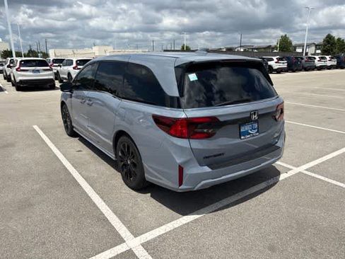 Used 2026 Honda Odyssey Sport-L image 3