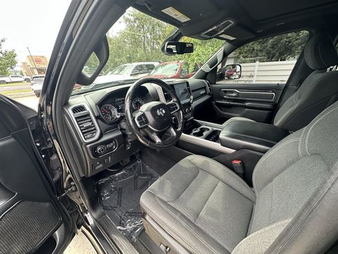 Used 2019 RAM 1500 Big Horn AWD/4WD image 8