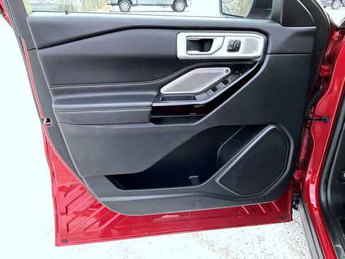 Used 2023 Ford Explorer ST w/ Equipment Group 401A image 10