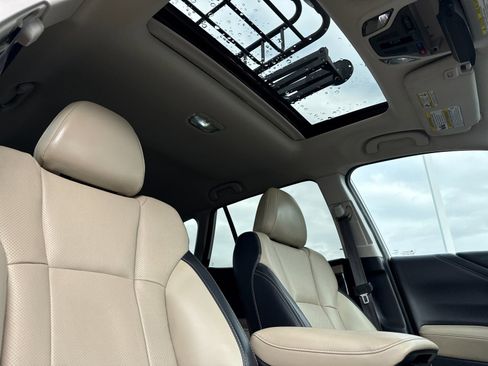 Used 2020 Subaru Outback Limited w/ Tech Package 2 image 16