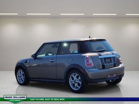 Used 2011 MINI Cooper Hardtop FWD image 6