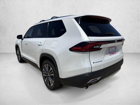 Used 2026 Toyota Grand Highlander AWD Hybrid image 8