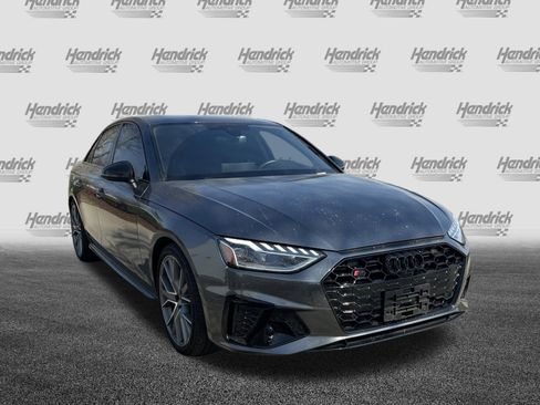 Used 2024 Audi S4 Premium Plus image 2