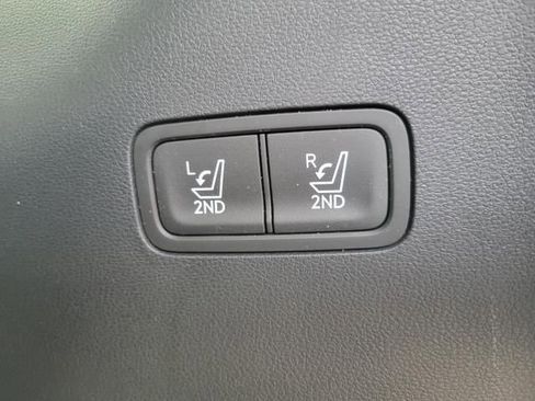 Used 2025 Hyundai Santa Fe SEL AWD/4WD image 8