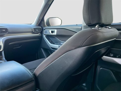 Used 2020 Ford Explorer XLT w/ Class III Trailer Tow Package image 22