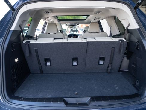 Used 2025 Subaru Ascent Limited w/ Popular Package #2 image 7