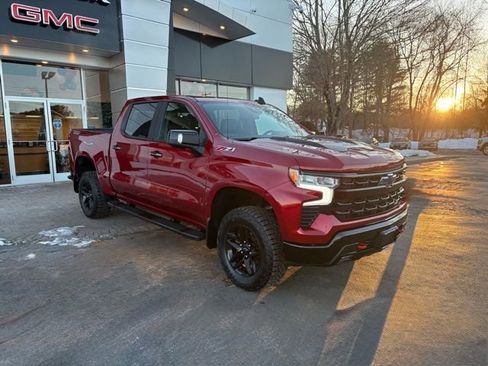 Used 2023 Chevrolet Silverado 1500 LT Trail Boss w/ LT Trail Boss Premium Package image 10