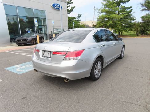 Used 2011 Honda Accord EX-L image 5