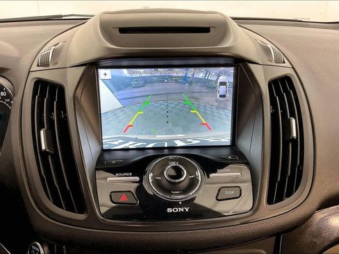 Used 2018 Ford Escape Titanium image 30