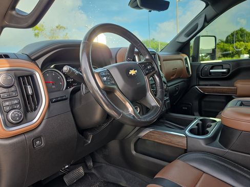 Used 2021 Chevrolet Silverado 3500 High Country AWD/4WD image 13