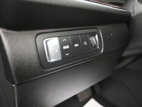 Used 2024 Chevrolet Traverse RS w/ LPO, Floor Liner Package image 21