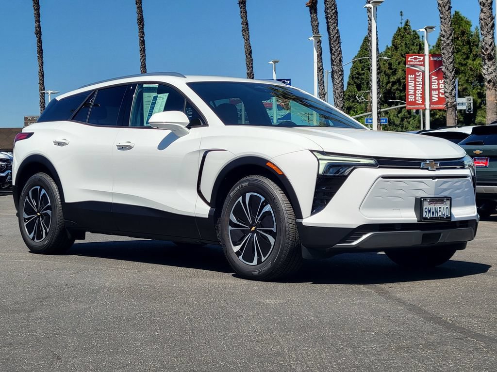 Used 2024 Chevrolet Blazer EV LT AWD/4WD image 30