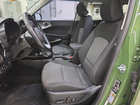 Used 2021 Kia Soul EX FWD image 7