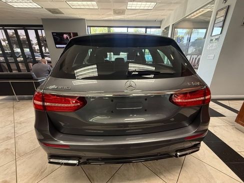 Used 2018 Mercedes-Benz E 63 AMG S image 5