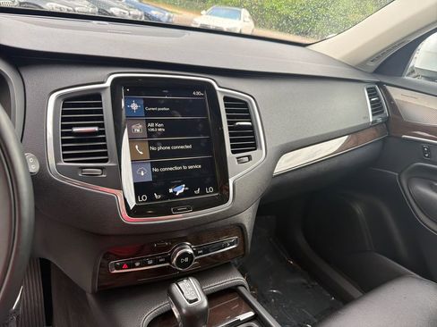 Used 2019 Volvo XC90 T6 Momentum AWD/4WD image 29
