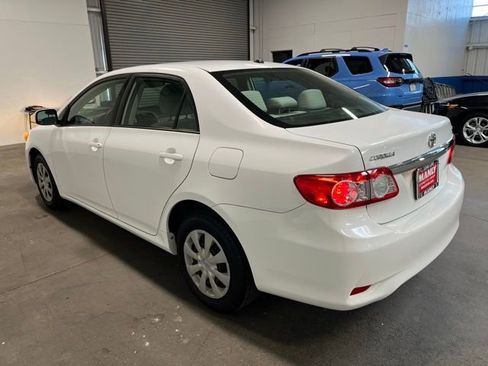 Used 2011 Toyota Corolla LE FWD image 5