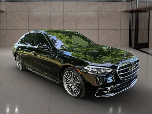 Used 2021 Mercedes-Benz S 580 4MATIC Sedan w/ AMG Line image 8