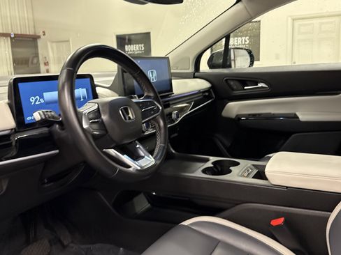 Used 2024 Honda Prologue Touring image 6