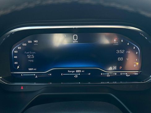 Used 2024 Chevrolet Tahoe Z71 w/ Luxury Package image 26