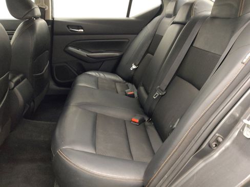 Used 2020 Nissan Altima 2.5 SR FWD image 18