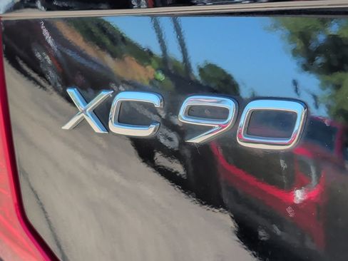 Used 2023 Volvo XC90 T8 Plus AWD/4WD image 41
