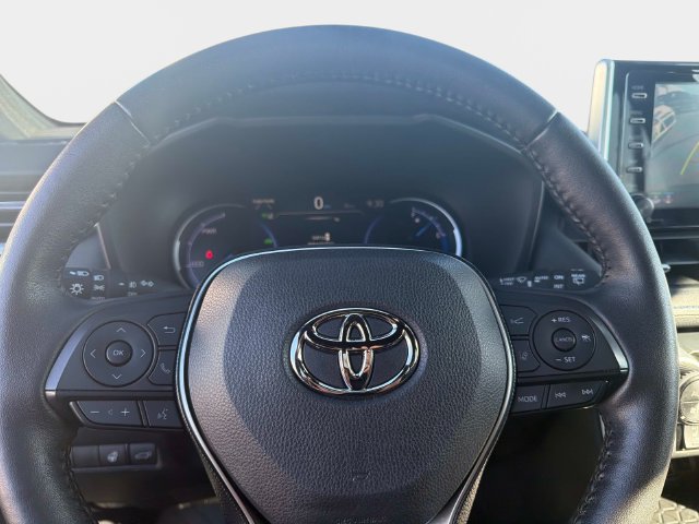 Used 2021 Toyota RAV4 XSE w/ XSE Grade Weather Package AWD/4WD image 21