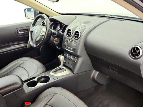 Used 2013 Nissan Rogue SL AWD/4WD image 25