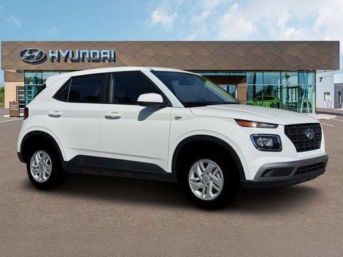 New 2026 Hyundai Venue SE FWD image 10