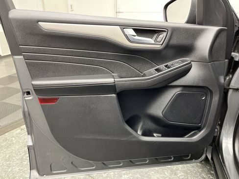 Used 2022 Ford Escape SEL AWD/4WD image 8