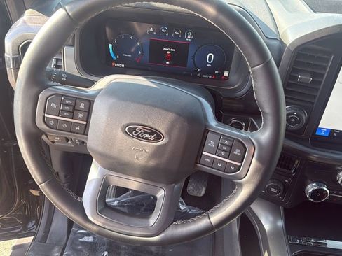 Used 2025 Ford F150 Lariat AWD/4WD image 15
