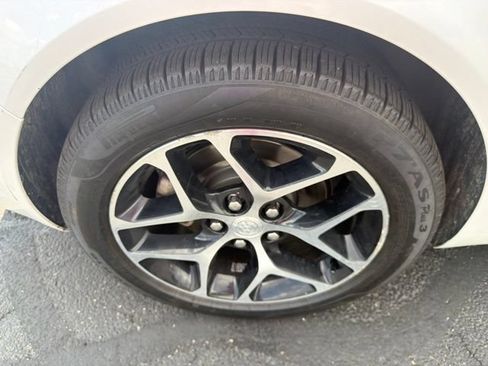 Used 2017 Buick Regal Sport Touring FWD image 30