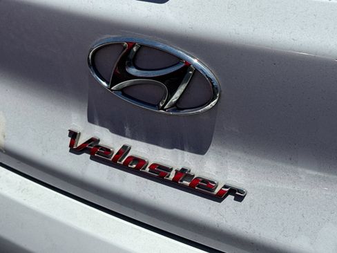 Used 2019 Hyundai Veloster N N w/ Performance Package FWD image 2