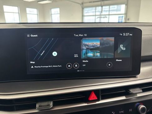 Used 2024 Kia Sorento S image 39