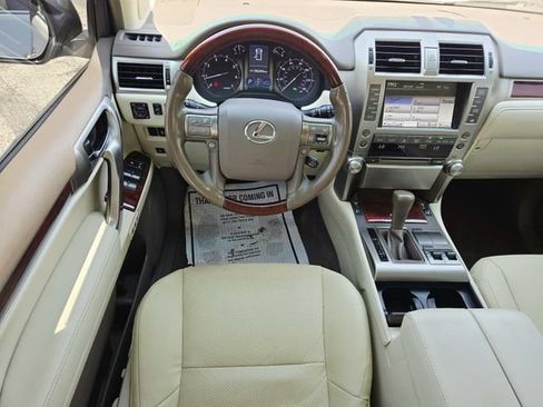 Used 2013 Lexus GX 460 w/ Comfort Plus Pkg AWD/4WD image 16
