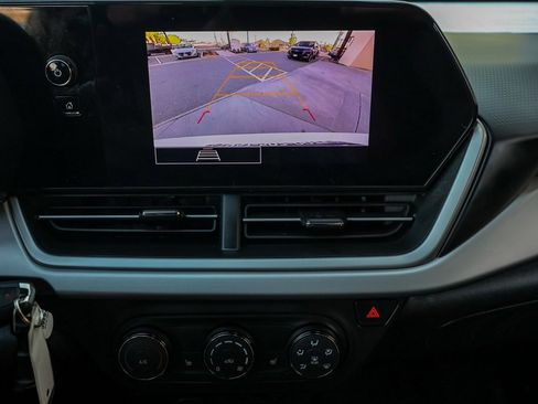 Used 2024 Chevrolet Trax RS w/ Driver Confidence Package image 30