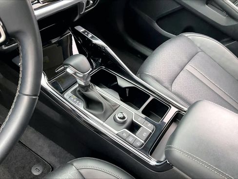 Used 2022 Kia Sorento SX image 15