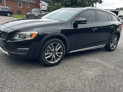 Used 2017 Volvo V60 T5 Cross Country w/ Climate Package