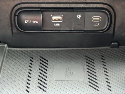 Used 2024 Kia Sportage EX FWD image 22
