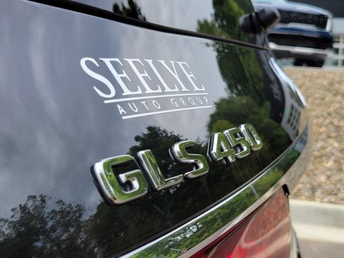 Used 2024 Mercedes-Benz GLS 450 4MATIC image 36