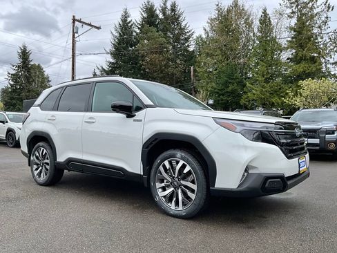 New 2026 Subaru Forester Touring image 2