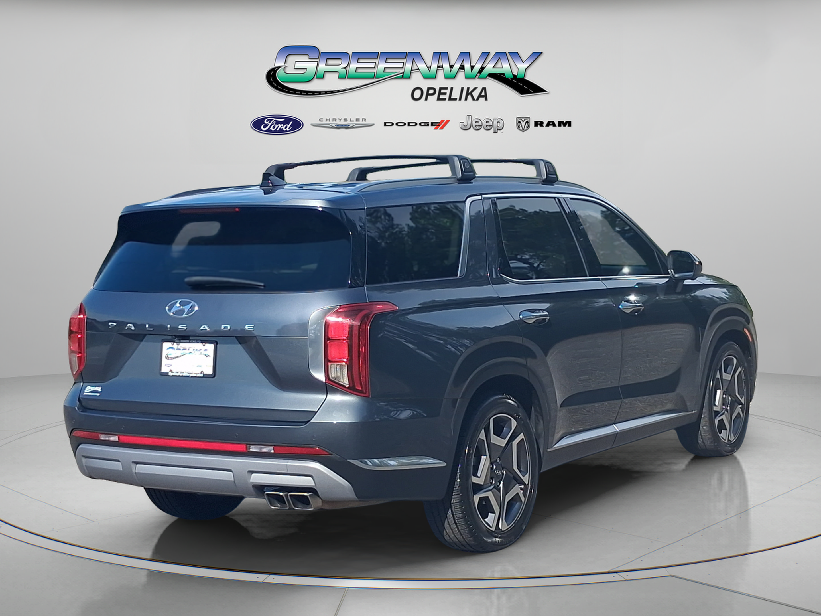 Used 2023 Hyundai Palisade Limited FWD image 7