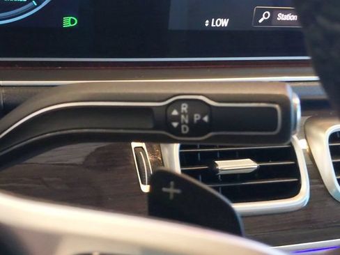 Certified 2021 Mercedes-Benz GLS 580 4MATIC image 19
