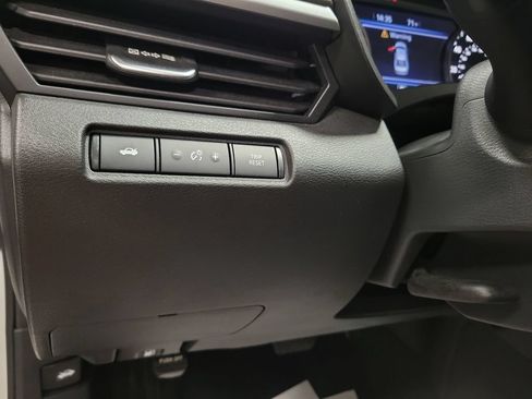 Used 2024 Nissan Altima 2.5 SV FWD image 26
