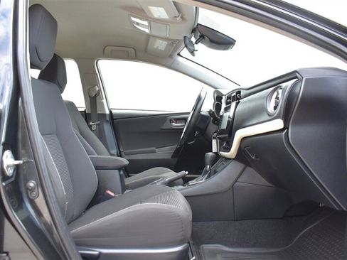 Used 2018 Toyota Corolla iM w/ All-Weather Mat Package FWD image 24