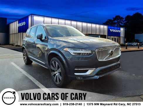 Used 2024 Volvo XC90 B5 Plus AWD/4WD image 1